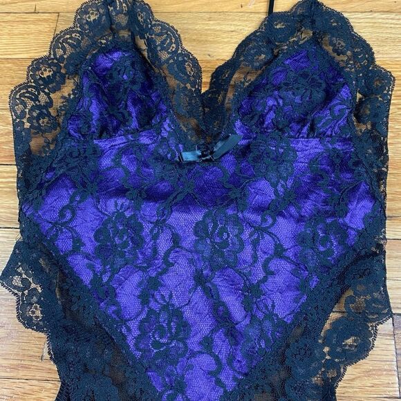 Vintage 80’s Purple & Black Lace teddy Size Small - Picture 6 of 7